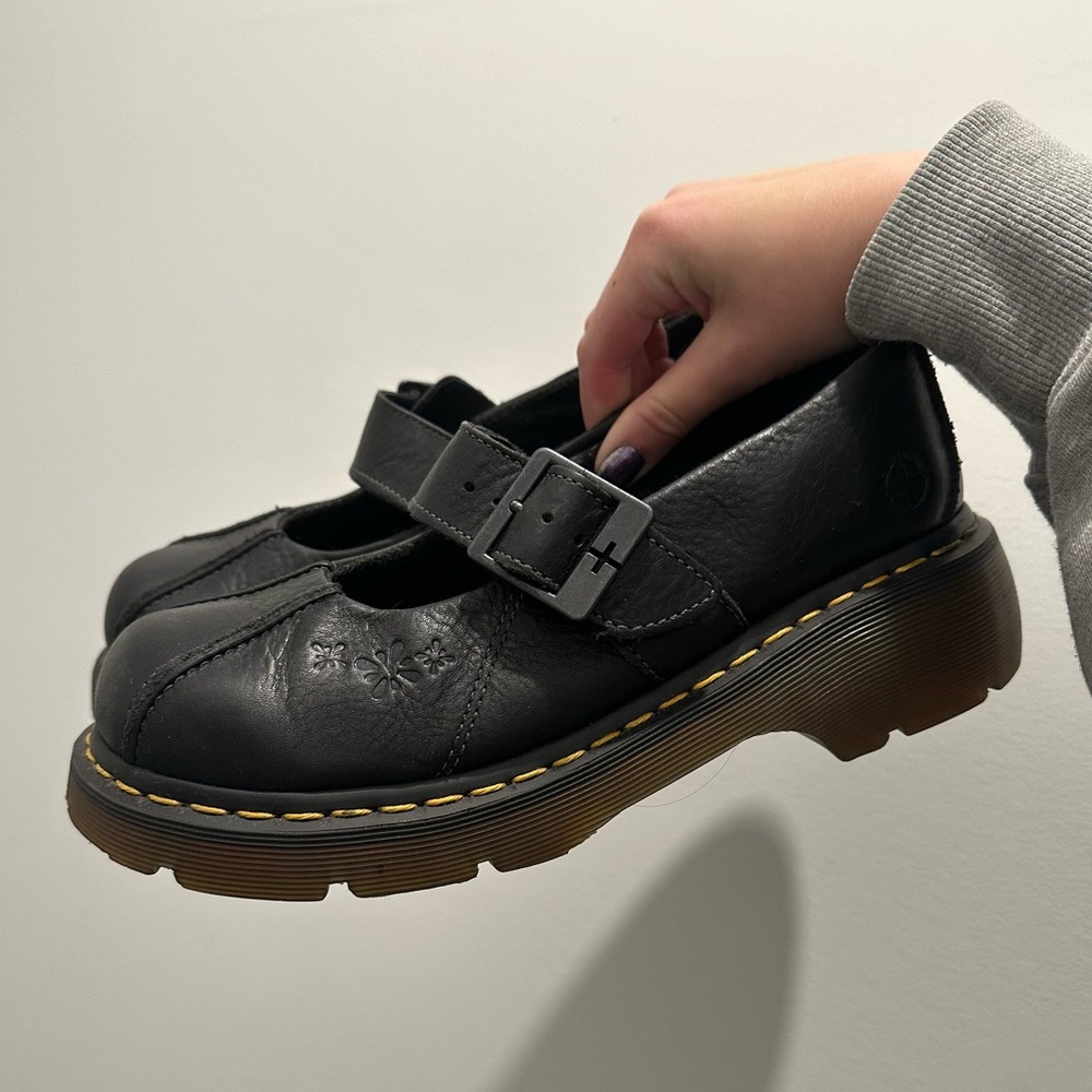 RARE Vintage Dr Martens Daisy Mary Janes